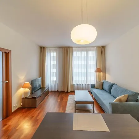 Bright And Charming- Golden Apartment- Center&s2a