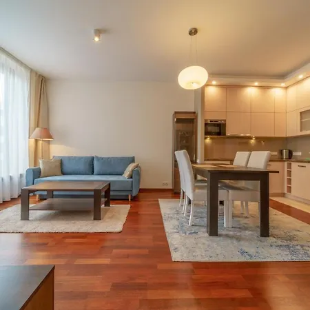 Apartment Bright And Charming- Golden Apartment- Center&s2a *