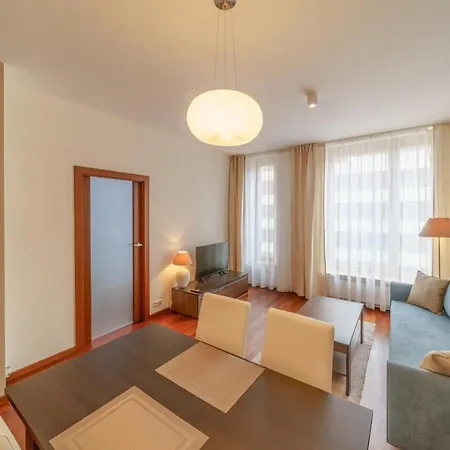 Appartement Bright And Charming- Golden Apartment- Center&s2a