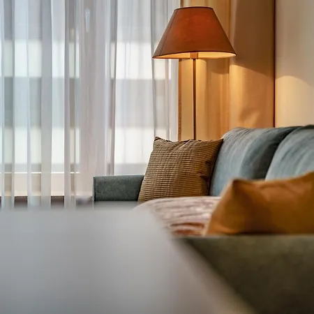 Appartement Bright And Charming- Golden Apartment- Center&s2a *