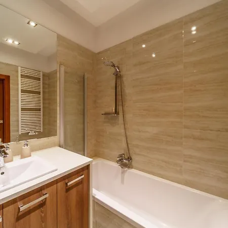 Appartement Bright And Charming- Golden Apartment- Center&s2a Warschau